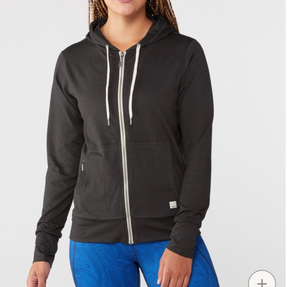 Vuori Halo Performance Hoodie - Women's XL